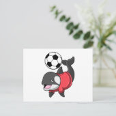 Killerwhale als Fußballspieler mit Fußball Postkarte (Stehend Vorderseite)