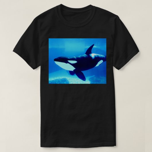 Killwal Orca schwimmen unter Wasser 2 T-Shirt (Design vorne)