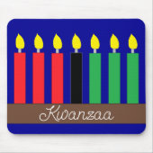 Kinara für Kwanzaa: Dunkelblau Mousepad (Vorne)