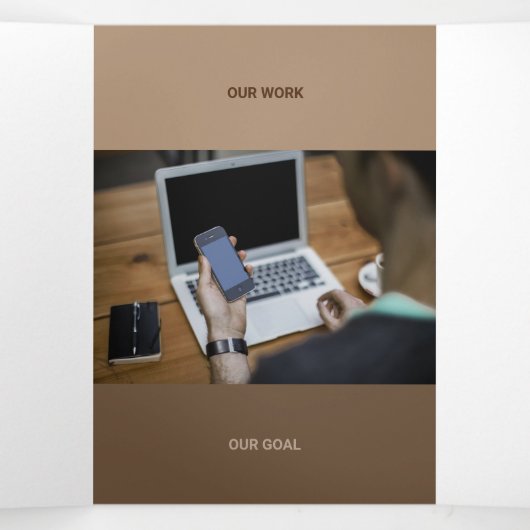 Kind brauner Ton aus QR-Codes Dreifach Gefaltete Karte (Innenseite Mitte)