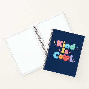 Kind ist Cool Pastell Retro-Blasen-Typografie Spir Notizblock