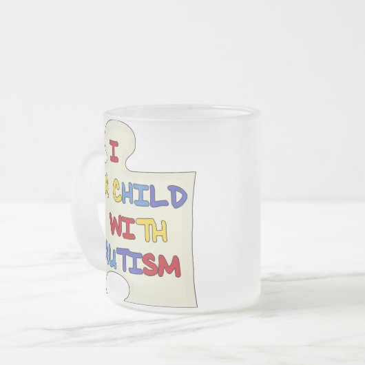 Kind mit Autismus-brünettem Mädchen 2 Mattglastasse (Vorderseite Links)