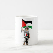 Kind mit Keffiyeh Palästina-Flagge und Olivenbaum Kaffeetasse (Mittel)