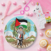 Kind mit Keffiyeh Palästina-Flagge und Olivenbaum Pappteller (Party)