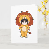 Kind mit Löwenkostüm Karte (Gelbe Blume)
