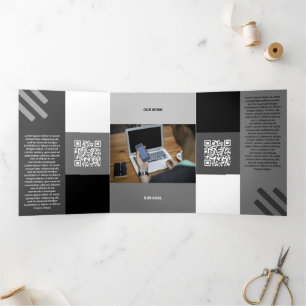 Kind schwarzer Ton aus Qr-Codes Dreifach Gefaltete Karte