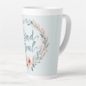 Kind Soul Floral Wreath Watercolor Quote Milchtasse (Rechte Ecke)