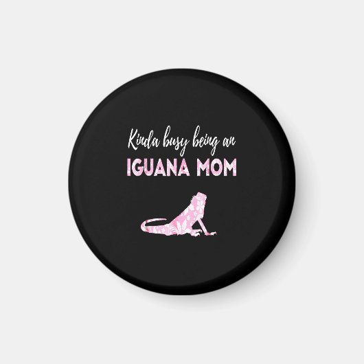 Kinda beschäftigt sich als Iguana-Mama Magnet (Vorne)