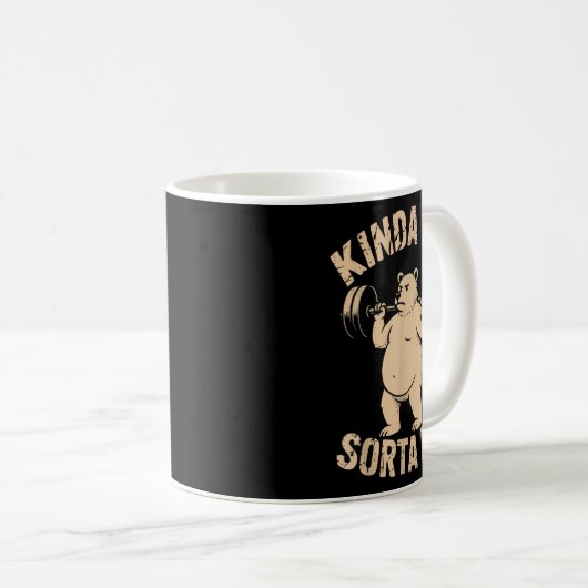 Kinda Fit Sorta Fat - Funny Gym Bear Weightlifting Kaffeetasse (VorderseiteRechts)