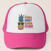 Kinda Sweet Kinda Stabby Pineapple Trucker Hat Truckerkappe (Vorderseite)