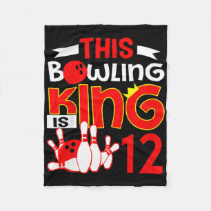 Kinder 12. Geburtstag Grafik - dieser Bowling King Fleecedecke