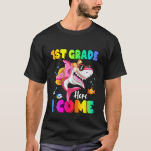 Kinder 1. Klasse hier kommen Hai Rucksack zurück T-Shirt
