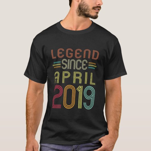 Kinder 3 Jahre alte Geschenke - Legende seit April T-Shirt (Vorderseite)