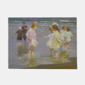 Kinder auf dem Strand (von E.H. Potthast) Fußmatte (Vorderseite)
