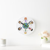Kinder auf der ganzen Welt Runde Wanduhr (Zuhause)