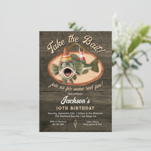 Kinder Bass Fishing Funny Geburtstag Einladung (Stehend Vorderseite)