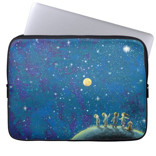Kinder beim nächtlichen Himmel Laptopschutzhülle (Vorderseite)