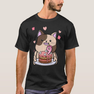 Kinder Chubby Cat mit einem Geburtstagskuchen 9. J T-Shirt