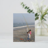 Kinder, die am Strand fischen Postkarte (Stehend Vorderseite)