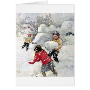 Kinder, die im Schnee spielen