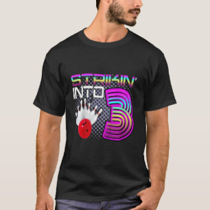 Kinder, die in 3 Bowling Bowler 3. Geburtstag C ei T-Shirt