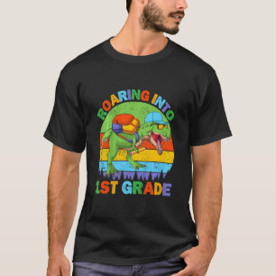 Kinder, die in den ersten Grade Dinosaurier Roarin T-Shirt