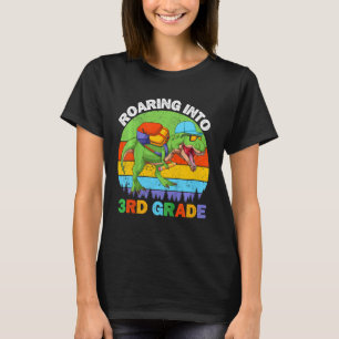 Kinder, die in Dinosaurier der dritten Klasse gero T-Shirt