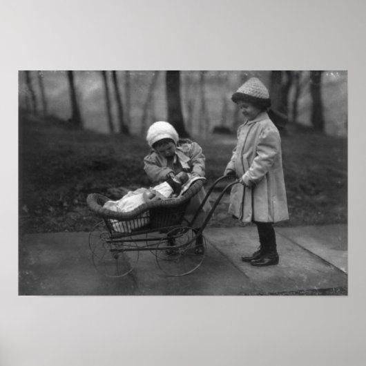 Kinder, die mit Campbell spielen Poster (Vorne)