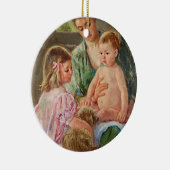 Kinder, die mit einem Hund von Mary Cassatt spiele Keramik Ornament (Rechts)