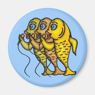 Kinder, die T-Shirts fischen und Kinder, die Magnet