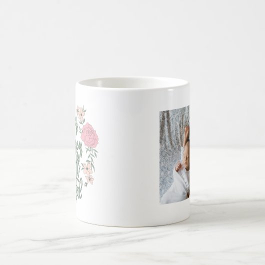 Kinder erheben sich und nennen ihre gesegneten Spr Kaffeetasse (Mittel)