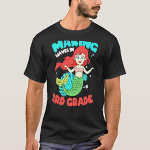 Kinder erster Tag der Meerjungfrau dritten Grades  T-Shirt
