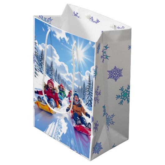 Kinder Glegendär Winterspass pur Mittlere Geschenktüte (Vorderseite Schrägansicht)