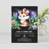 Kinder glücklich Tiger Geburtstag Einladung (Stehend Vorderseite)