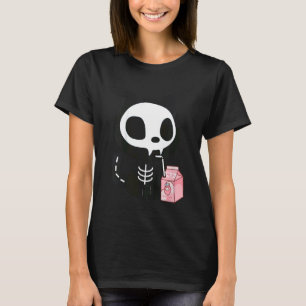 Kinder Halloween Skelett Katze trinkt Erdbeer-Milc T-Shirt