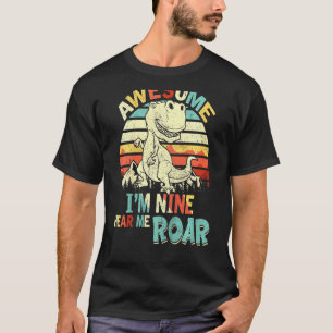 Kinder im Nine Hear Me Roar Dinosaur Birthday Boy T-Shirt