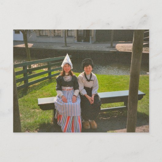 Kinder in niederländischem Kostüm Postkarte (Vorderseite)