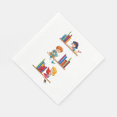 Kinder lesen Bücher auf einem Regal Serviette (Ecke)