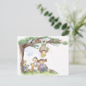 Kinder lesen unter einem Baum Postkarte (Stehend Vorderseite)