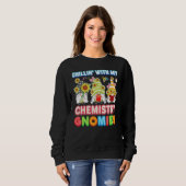 Kinder mit meiner Chemie-Gnomies-Lehrerin Kinderst Sweatshirt (Vorne ganz)