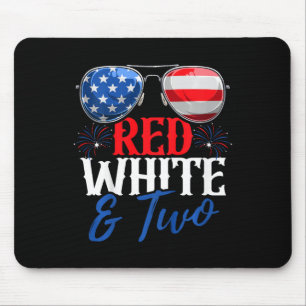 Kinder rot weiß und zwei 4. Juli Geburtstagsparty Mousepad