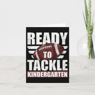 Kinder sind bereit, den Kindergarten Fußball zuers Karte