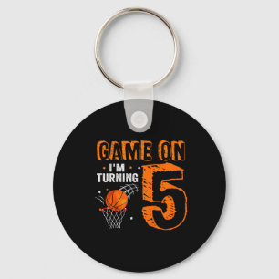 Kinder Spiel On I m Turning 5 Basketball 5. Geburt Schlüsselanhänger