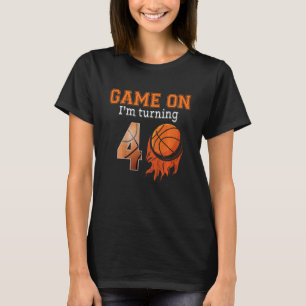 Kinder spielen auf ich werde 4 Basketball 4. Gebur T-Shirt