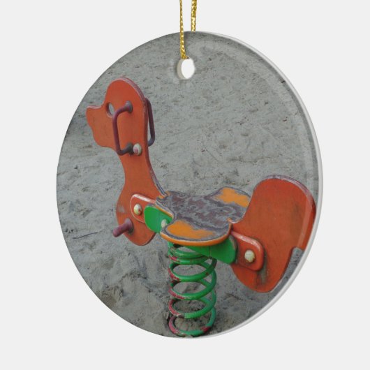 Kinder Spielplatz Orange Dog Tog in Sand Keramikornament (Links)