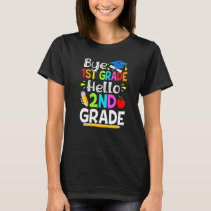 Kinder Tschüss 1. Klasse Hallo 2. Klasse Zurück zu T-Shirt