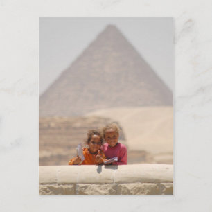Kinder und Pyramiden Postkarte