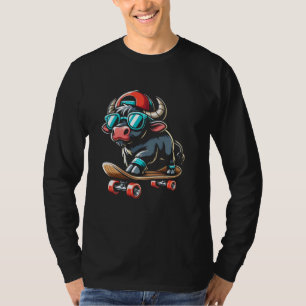 Kinder Wasserbüffel auf einem Skatebrett Skater Ju T-Shirt