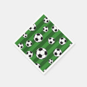 Kinderfußball-Muster auf grünen Streifen Geburtsta Serviette (Ecke)