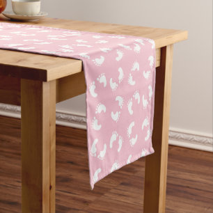 Kinderfußspuren, Babyfuß, Fußspuren, rosa Girl Kurzer Tischläufer